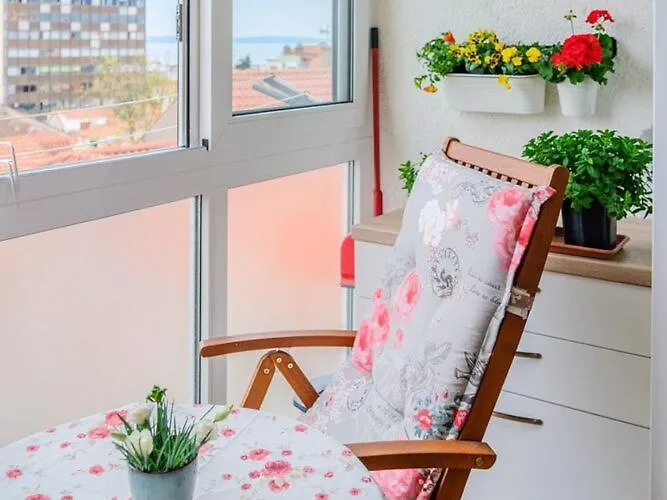 Apartment City Walk St - Comfort One Bedroom Apartment With Balcony And City View A2 Split